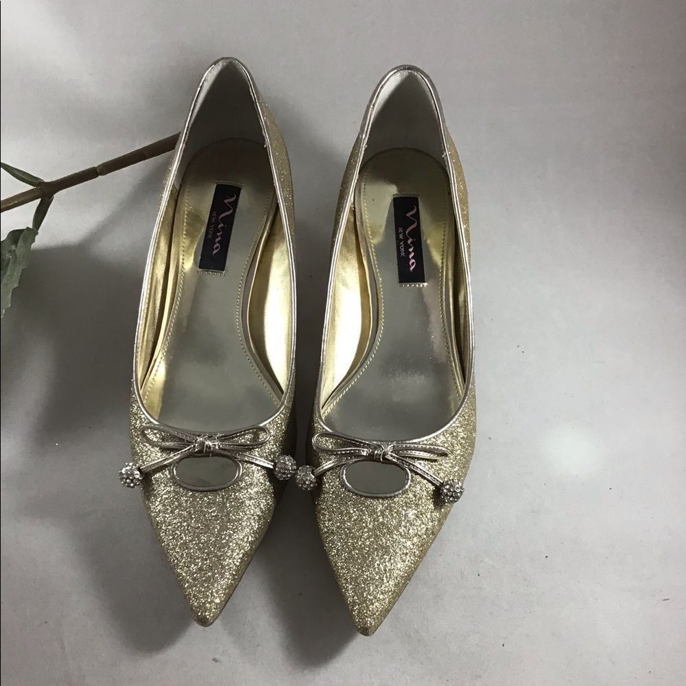 Nina gold glitter heel with 1.5 inch heel size 7.5